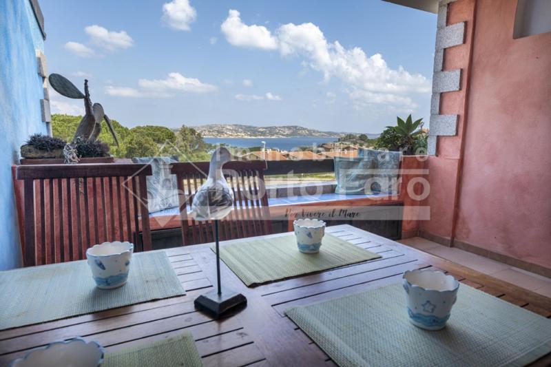 23 Baia Faro - Trilocale Mansardato Con Ampia Terrazza Vista Mare Palau Bagian luar foto